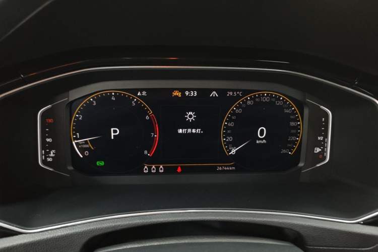 Used Volkswagen T-ROC 2022 280TSI DSG Two-Wheel Drive Comfort PLUS Instrument Cluster