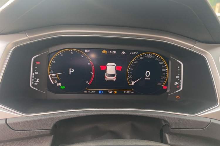 Used Volkswagen T-ROC 2022 280TSI DSG Two-Wheel Drive R-Line Pro PLUS Instrument Cluster