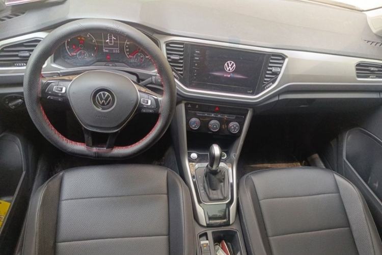 Used Volkswagen T-ROC 2022 280TSI DSG Two-Wheel Drive Elite PLUS Interior 3