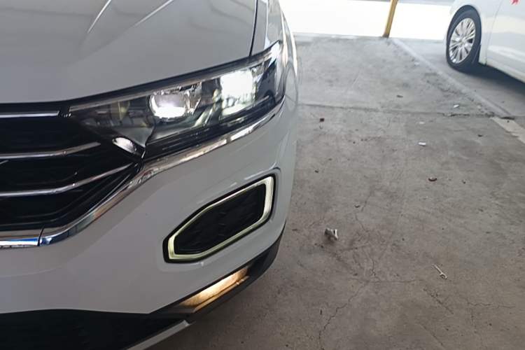 Used Volkswagen T-ROC 2022 280TSI DSG Two-Wheel Drive Comfort PLUS Left Front Headlight
