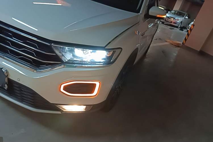 Used Volkswagen T-ROC 2022 280TSI DSG Two-Wheel Drive Comfort PLUS Left Front Headlight