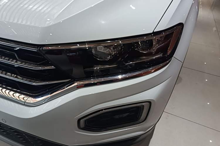 Used Volkswagen T-ROC 2022 280TSI DSG Two-Wheel Drive Comfort PLUS Left Front Headlight