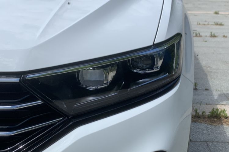 Used Volkswagen T-ROC 2022 280TSI DSG Two-Wheel Drive R-Line Pro PLUS Left Front Headlight