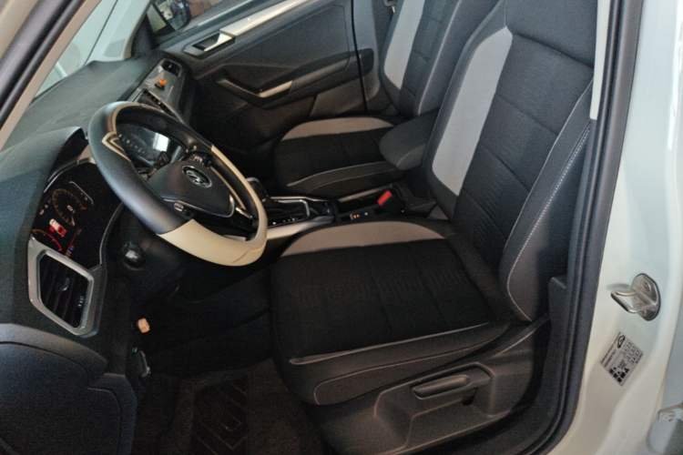 Used Volkswagen T-ROC 2022 280TSI DSG Two-Wheel Drive Elite PLUS Left Front Seat