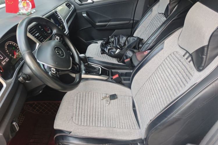 Used Volkswagen T-ROC 2022 280TSI DSG Two-Wheel Drive Elite PLUS Left Front Seat