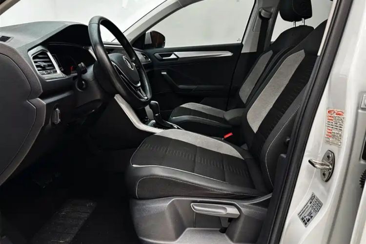 Used Volkswagen T-ROC 2022 280TSI DSG Two-Wheel Drive Elite PLUS Left Front Seat