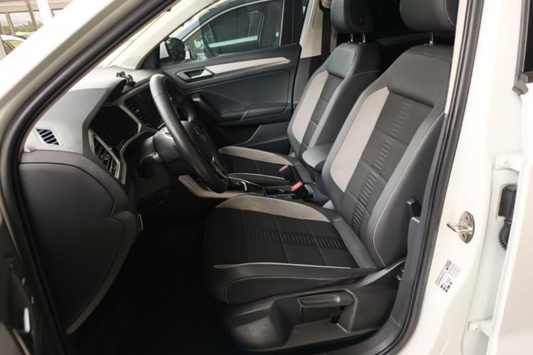 Used Volkswagen T-ROC 2022 280TSI DSG Two-Wheel Drive Elite PLUS Left Front Seat