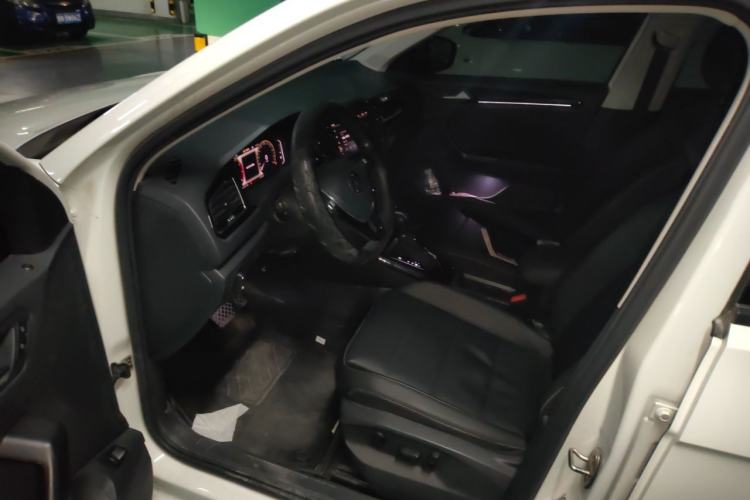 Used Volkswagen T-ROC 2022 280TSI DSG Two-Wheel Drive Comfort PLUS Left Front Seat