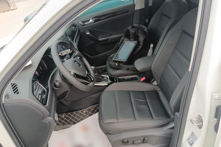 Used Volkswagen T-ROC 2022 280TSI DSG Two-Wheel Drive Elite PLUS Left Front Seat