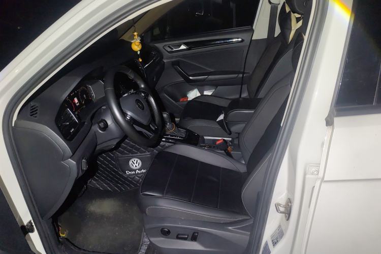 Used Volkswagen T-ROC 2022 280TSI DSG Two-Wheel Drive Comfort PLUS Left Front Seat