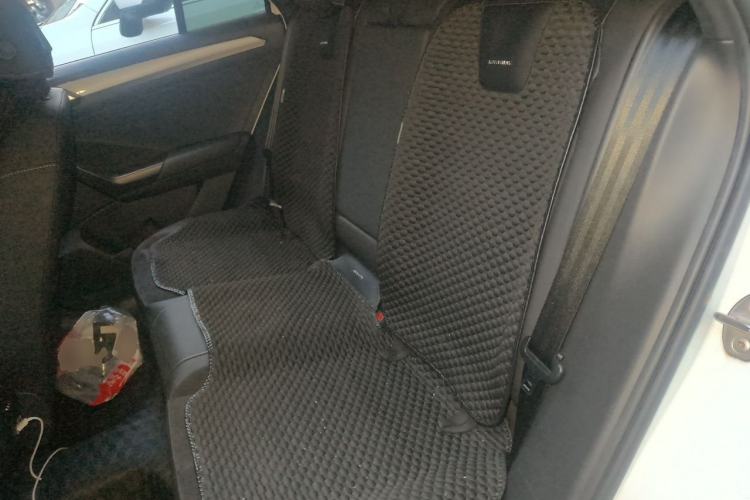 Used Volkswagen T-ROC 2022 280TSI DSG Two-Wheel Drive R-Line Pro PLUS Left Rear Seat