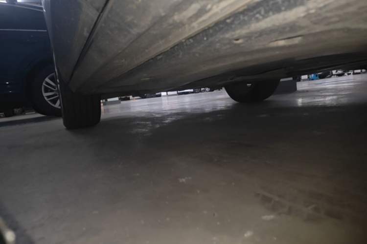 Used Volkswagen T-ROC 2022 280TSI DSG Two-Wheel Drive Elite PLUS Left Side Sill