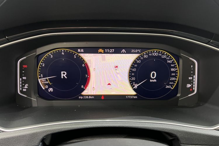Used Volkswagen T-ROC 2022 280TSI DSG Two-Wheel Drive Comfort PLUS Odometer Close Up