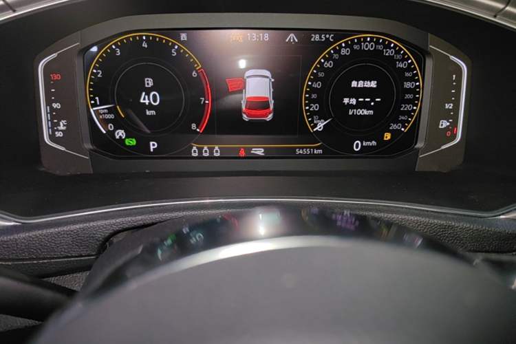Used Volkswagen T-ROC 2022 280TSI DSG Two-Wheel Drive R-Line Pro PLUS Odometer Close Up