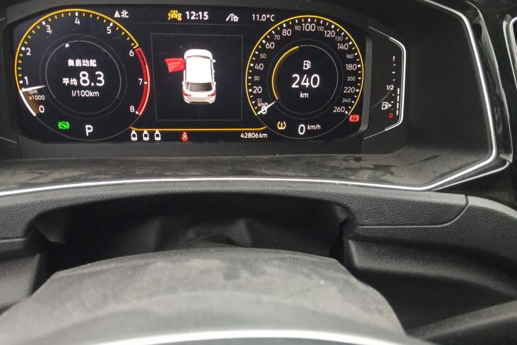 Used Volkswagen T-ROC 2022 280TSI DSG Two-Wheel Drive Comfort PLUS Odometer Close Up