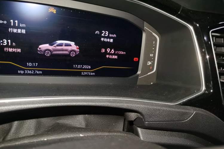 Used Volkswagen T-ROC 2022 280TSI DSG Two-Wheel Drive Comfort PLUS Odometer Close Up