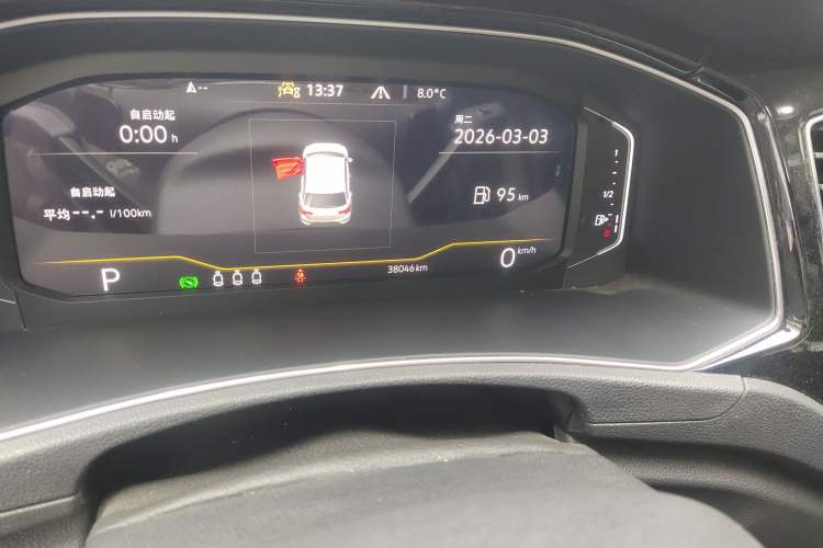 Used Volkswagen T-ROC 2022 280TSI DSG Two-Wheel Drive Comfort PLUS Odometer Close Up