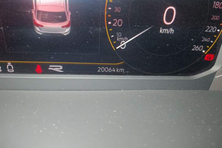Used Volkswagen T-ROC 2022 280TSI DSG Two-Wheel Drive R-Line Pro PLUS Odometer Close Up