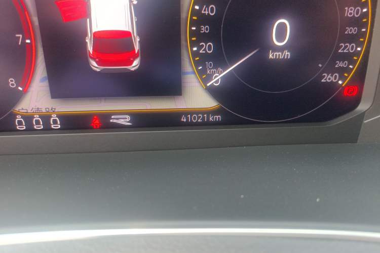 Used Volkswagen T-ROC 2022 280TSI DSG Two-Wheel Drive R-Line Pro PLUS Odometer Close Up
