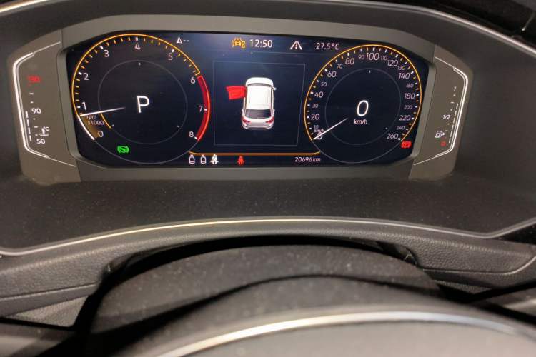 Used Volkswagen T-ROC 2022 280TSI DSG Two-Wheel Drive Comfort PLUS Odometer Close Up