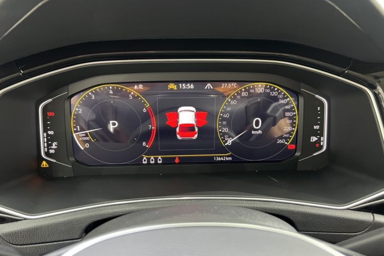 Used Volkswagen T-ROC 2022 280TSI DSG Two-Wheel Drive Comfort PLUS Odometer Close Up
