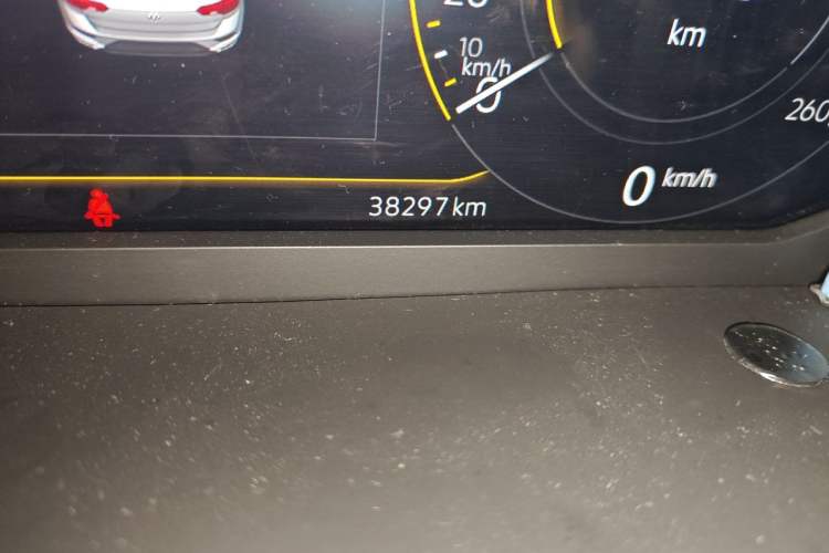 Used Volkswagen T-ROC 2022 280TSI DSG Two-Wheel Drive Comfort PLUS Odometer Close Up