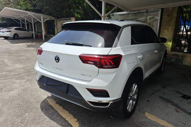 Used Volkswagen T-ROC 2022 280TSI DSG Two-Wheel Drive Elite PLUS Rear Right 45 Deg