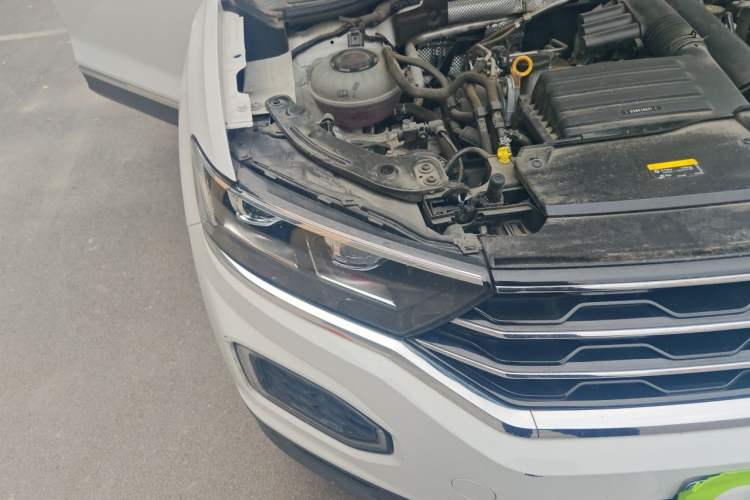 Used Volkswagen T-ROC 2022 280TSI DSG Two-Wheel Drive Elite PLUS Right Front Headlight