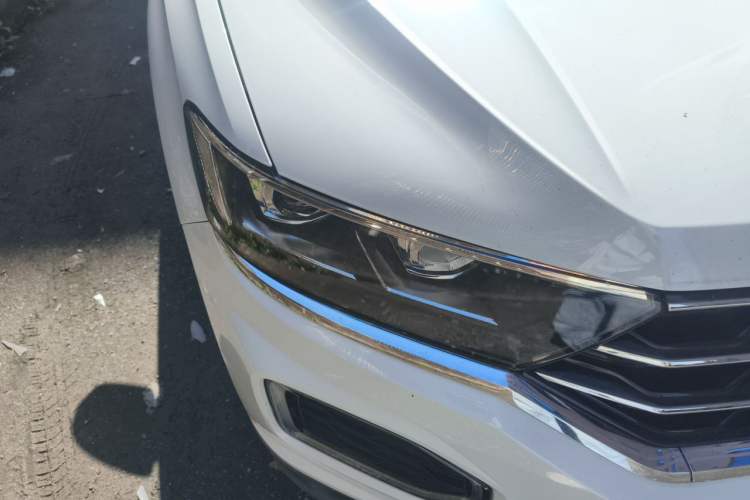 Used Volkswagen T-ROC 2022 280TSI DSG Two-Wheel Drive Elite PLUS Right Front Headlight