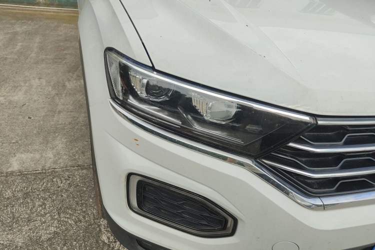 Used Volkswagen T-ROC 2022 280TSI DSG Two-Wheel Drive Elite PLUS Right Front Headlight