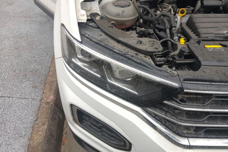 Used Volkswagen T-ROC 2022 280TSI DSG Two-Wheel Drive Comfort PLUS Right Front Headlight