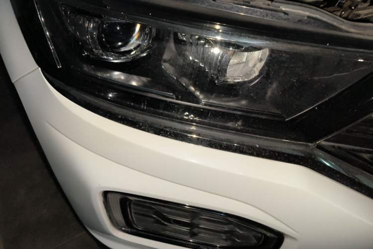 Used Volkswagen T-ROC 2022 280TSI DSG Two-Wheel Drive Comfort PLUS Right Front Headlight