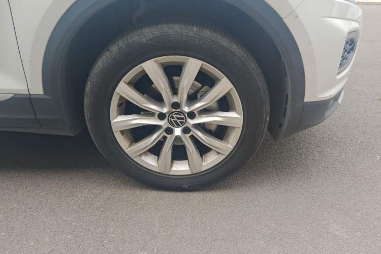 Used Volkswagen T-ROC 2022 280TSI DSG Two-Wheel Drive Elite PLUS Right Front Wheel Hub