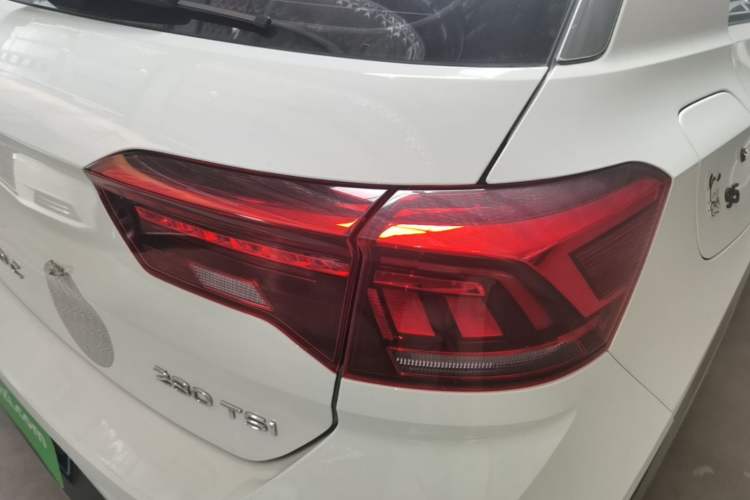 Used Volkswagen T-ROC 2022 280TSI DSG Two-Wheel Drive Elite PLUS Right Rear Taillight