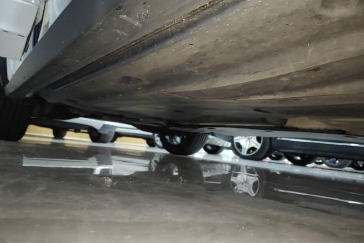 Used Volkswagen T-ROC 2022 280TSI DSG Two-Wheel Drive R-Line Pro PLUS Right Side Sill