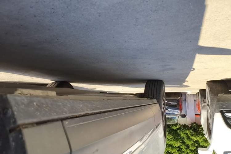 Used Volkswagen T-ROC 2022 280TSI DSG Two-Wheel Drive Comfort PLUS Right Side Sill