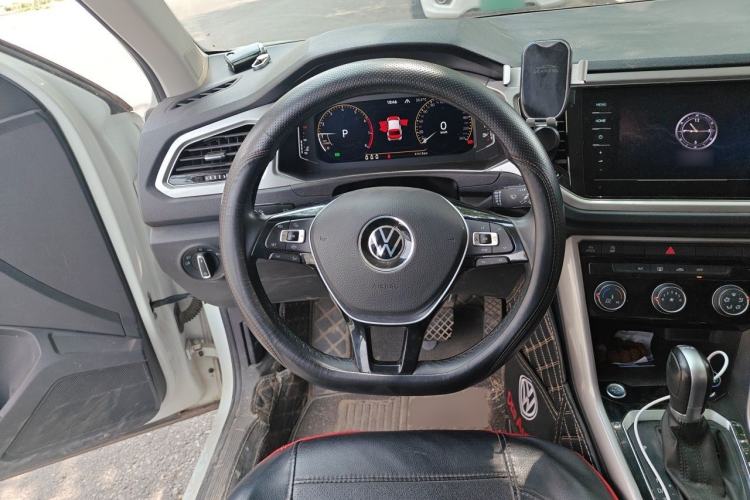 Used Volkswagen T-ROC 2022 280TSI DSG Two-Wheel Drive Elite PLUS Steering Wheel