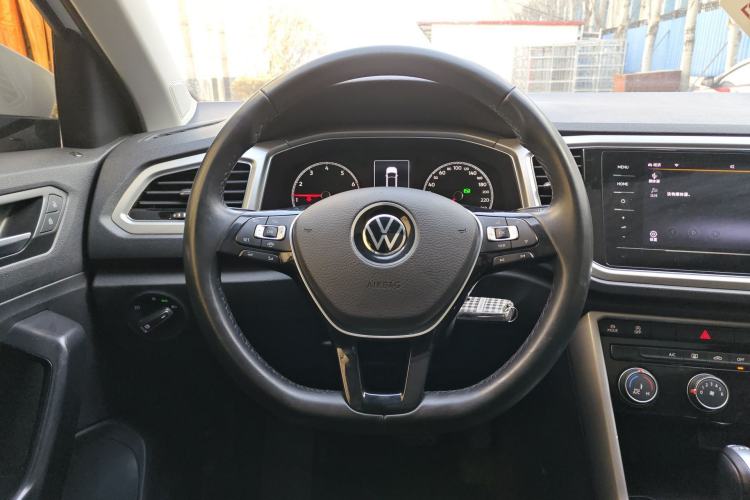Used Volkswagen T-ROC 2022 280TSI DSG Two-Wheel Drive Elite PLUS Steering Wheel