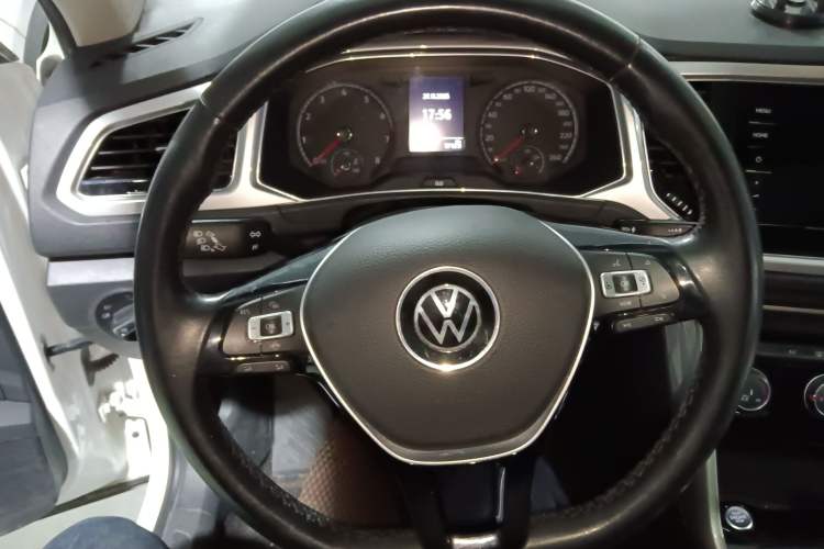 Used Volkswagen T-ROC 2022 280TSI DSG Two-Wheel Drive Elite PLUS Steering Wheel
