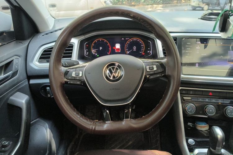 Used Volkswagen T-ROC 2022 280TSI DSG Two-Wheel Drive Elite PLUS Steering Wheel