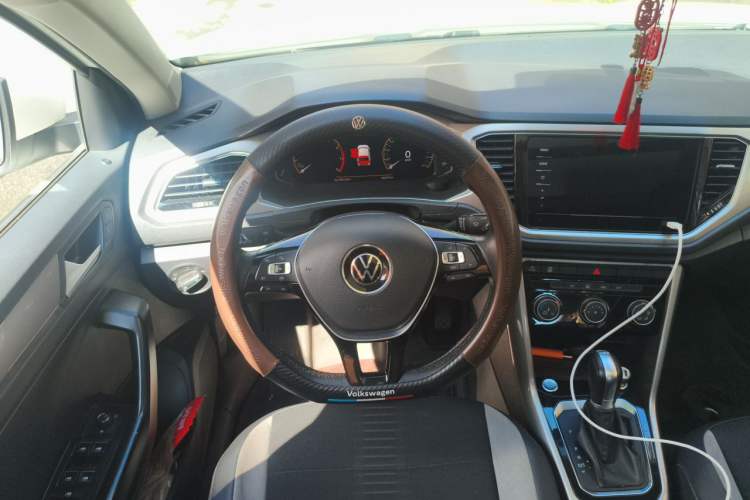 Used Volkswagen T-ROC 2022 280TSI DSG Two-Wheel Drive Elite PLUS Steering Wheel