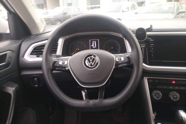 Used Volkswagen T-ROC 2022 280TSI DSG Two-Wheel Drive Elite PLUS Steering Wheel