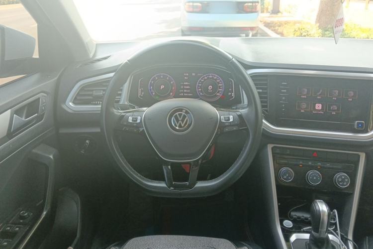 Used Volkswagen T-ROC 2022 280TSI DSG Two-Wheel Drive Elite PLUS Steering Wheel