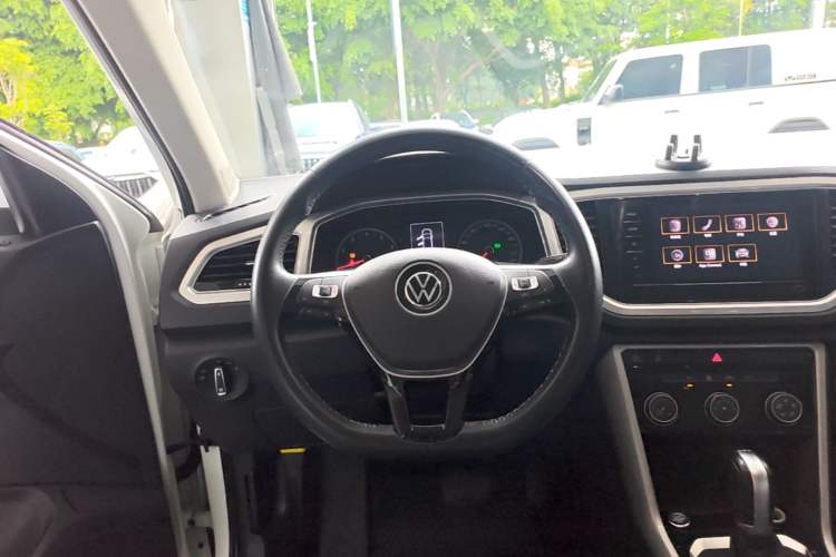 Used Volkswagen T-ROC 2022 280TSI DSG Two-Wheel Drive Elite PLUS Steering Wheel