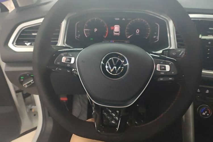 Used Volkswagen T-ROC 2022 280TSI DSG Two-Wheel Drive Elite PLUS Steering Wheel
