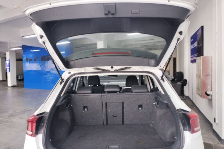 Used Volkswagen T-ROC 2022 280TSI DSG Two-Wheel Drive Elite PLUS Trunk
