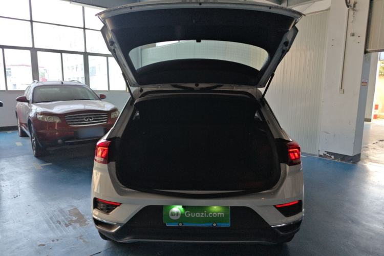 Used Volkswagen T-ROC 2022 280TSI DSG Two-Wheel Drive Elite PLUS Trunk