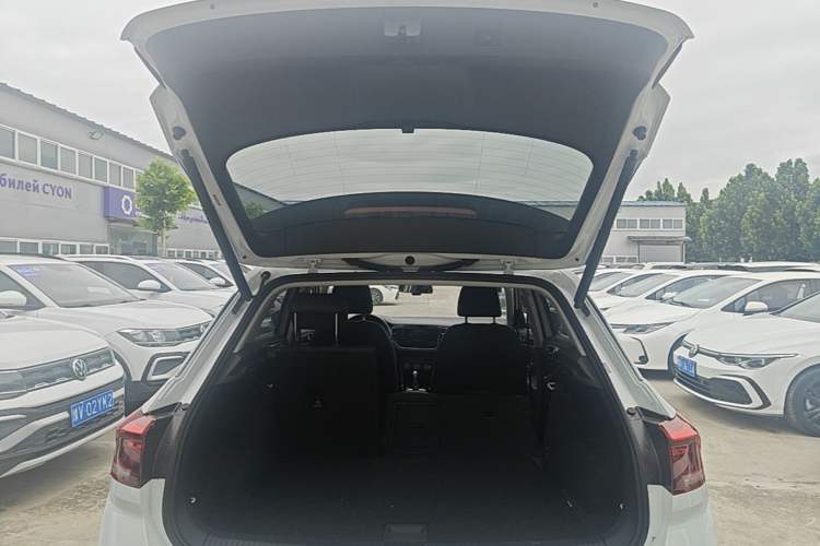 Used Volkswagen T-ROC 2022 280TSI DSG Two-Wheel Drive Comfort PLUS Trunk