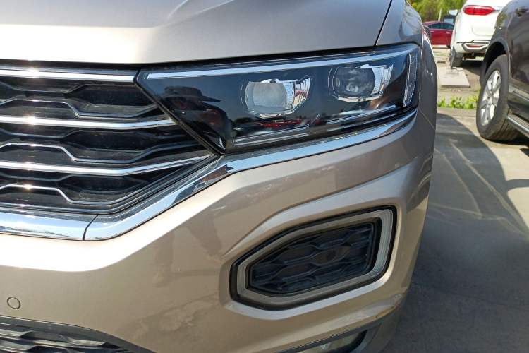 Used Volkswagen T-ROC 2022 280TSI DSG Two-Wheel Drive Comfort PLUS Left Front Headlight