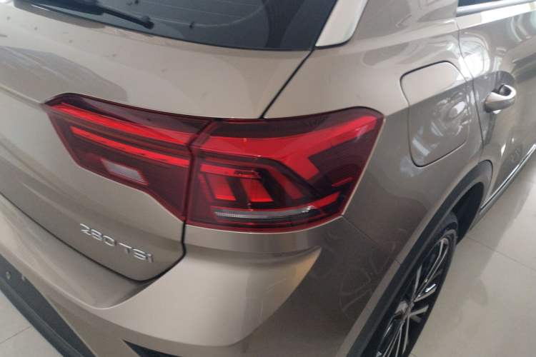 Used Volkswagen T-ROC 2022 280TSI DSG Two-Wheel Drive Comfort PLUS Right Rear Taillight